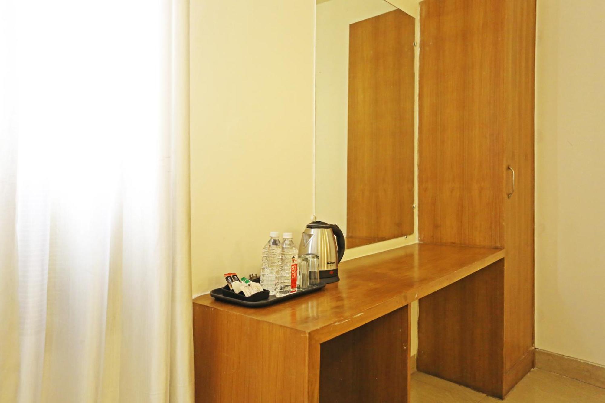 Hotel Ambrosia - A Boutique Hotel Νέο Δελχί Εξωτερικό φωτογραφία
