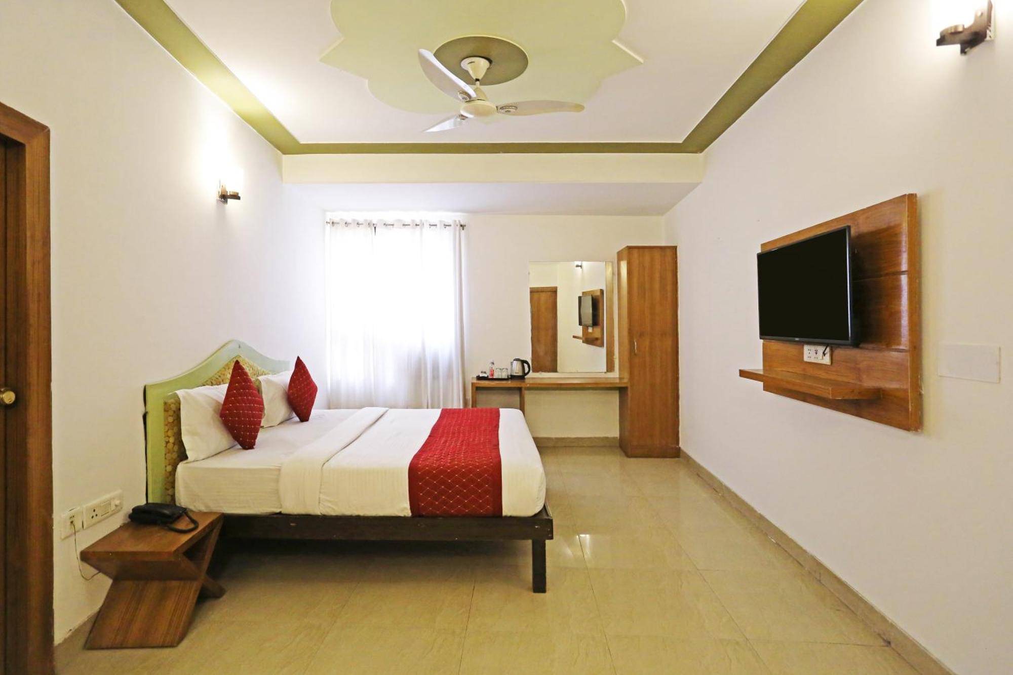 Hotel Ambrosia - A Boutique Hotel Νέο Δελχί Εξωτερικό φωτογραφία