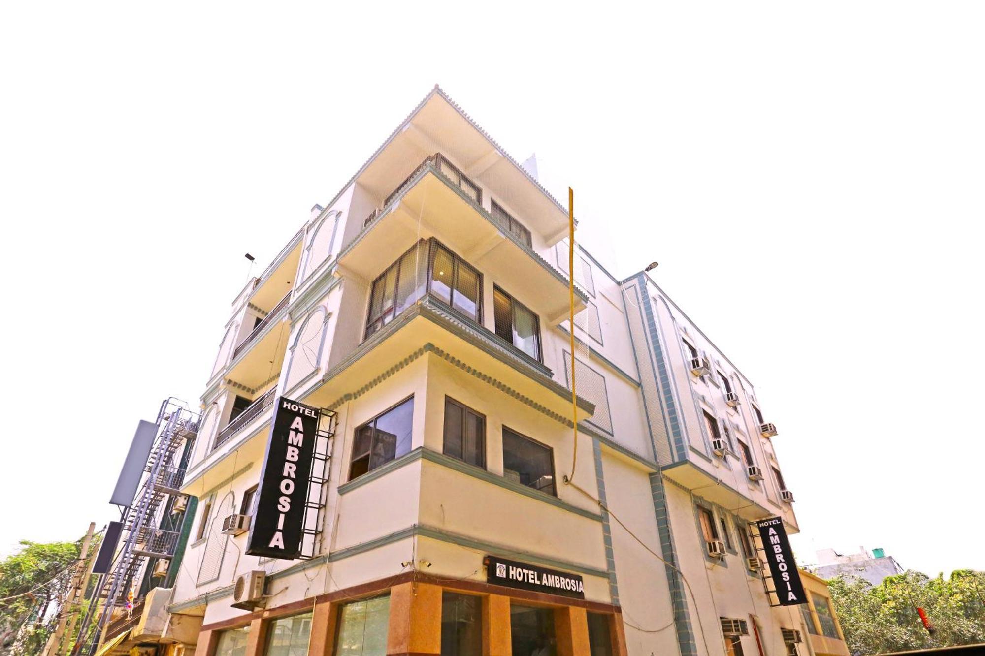 Hotel Ambrosia - A Boutique Hotel Νέο Δελχί Εξωτερικό φωτογραφία